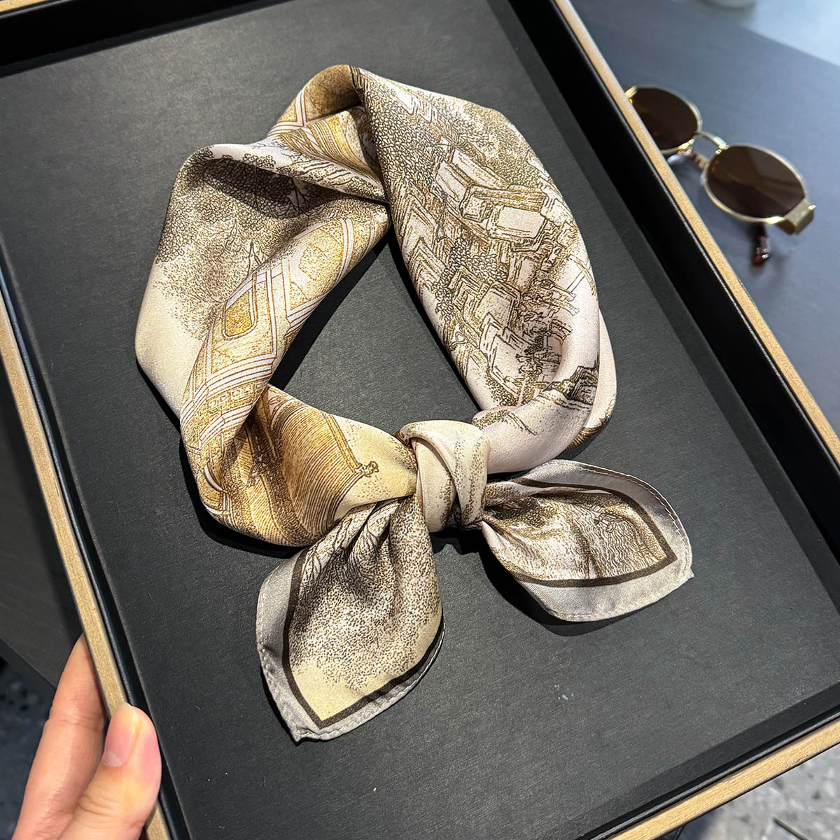 Brand 100% Natural Silk Scarf  - Women'S Fashion Poncho avis et prix